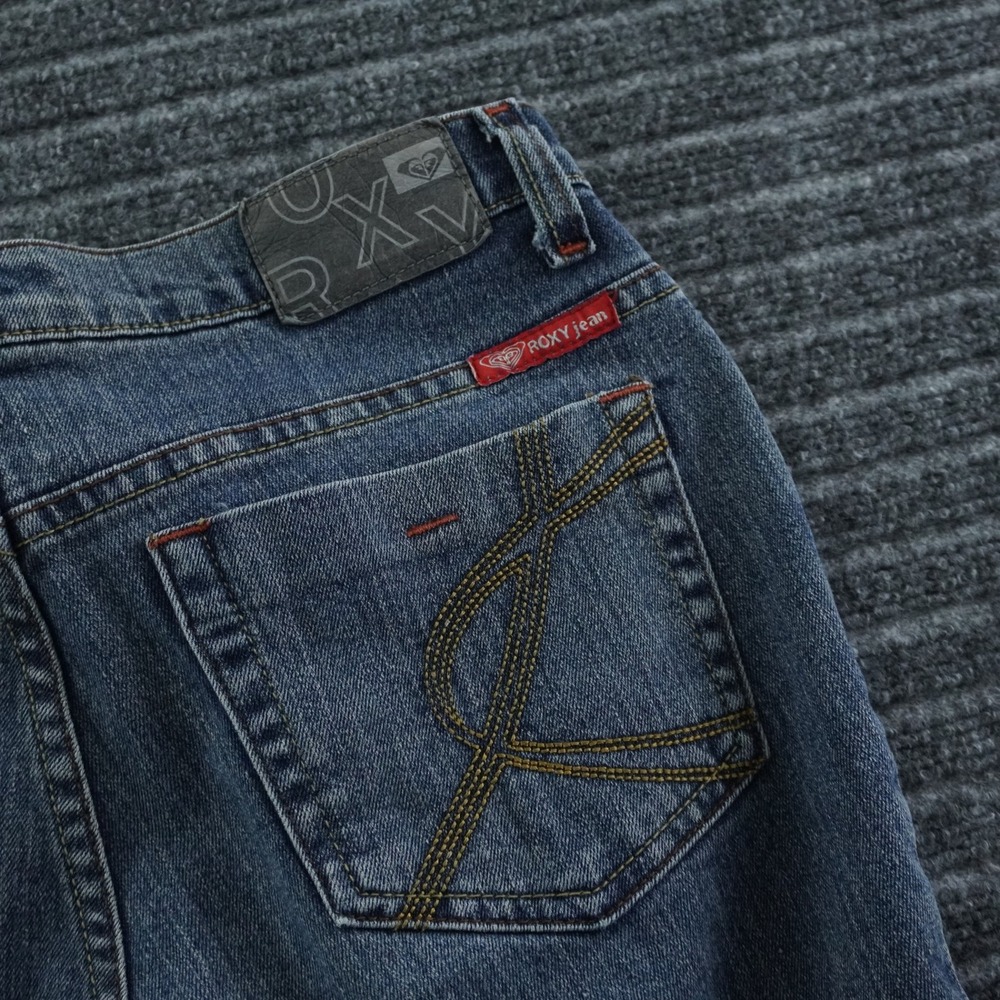 Roxy Basics Style Jeans Womens 29 Blue Straight Leg Embroidered Y2K Denim